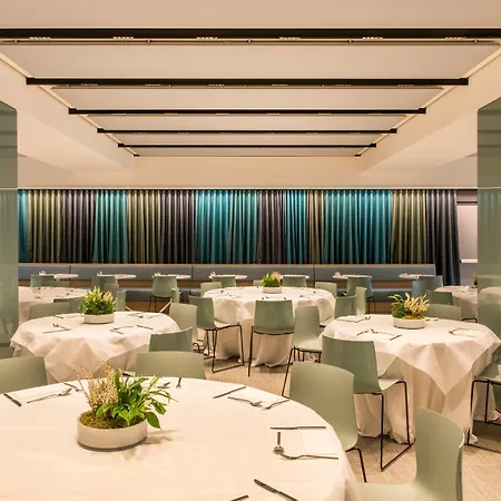 Four Points By Sheraton Venice 4*